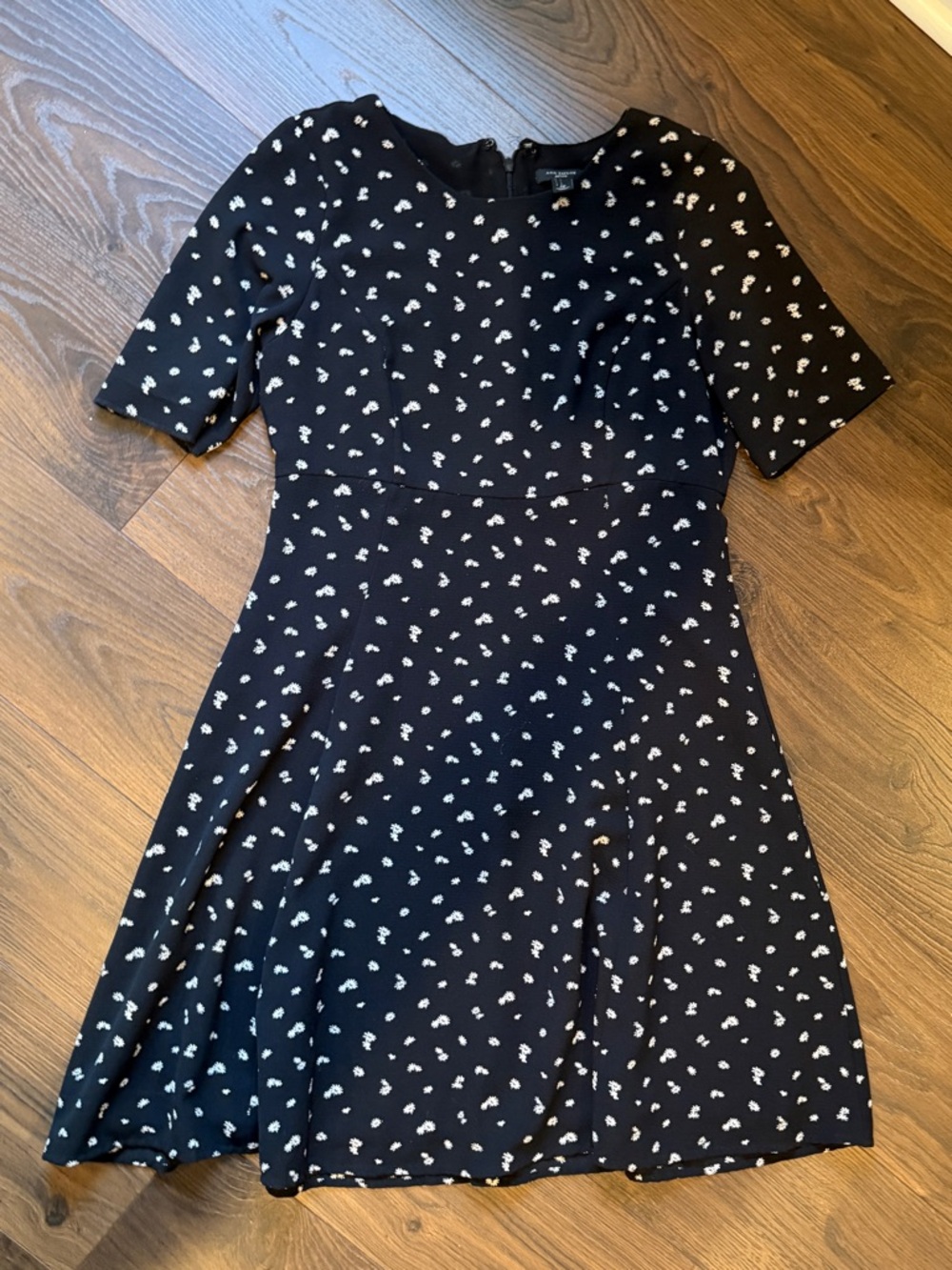 Ann Taylor Black Floral Short-Sleeve Fit & Flare Dress 2P XS